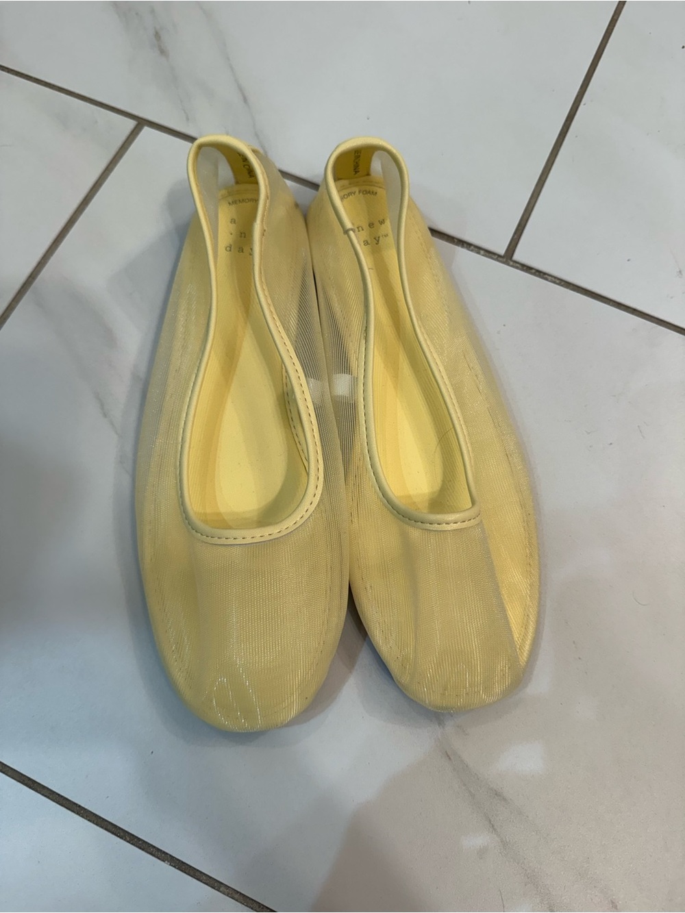 A New Day Women's Mel Shoes with Memory Foam Insole Light Yellow Size 6.5